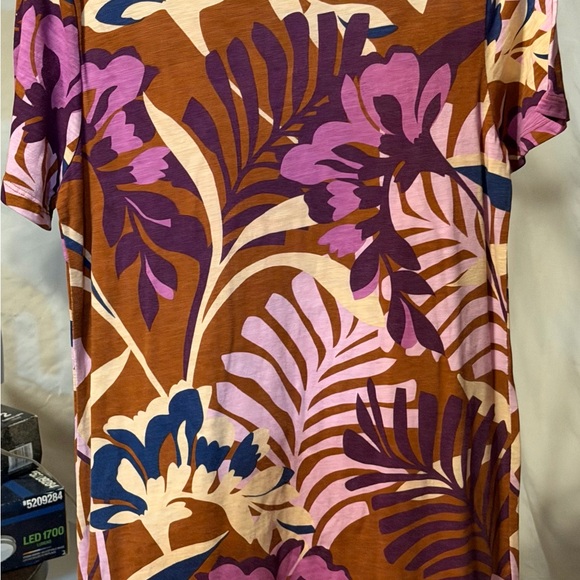 Sanctuary The Only One Abstract Print T-Shirt Dress Size Medium Colorful NWT - Picture 7 of 13
